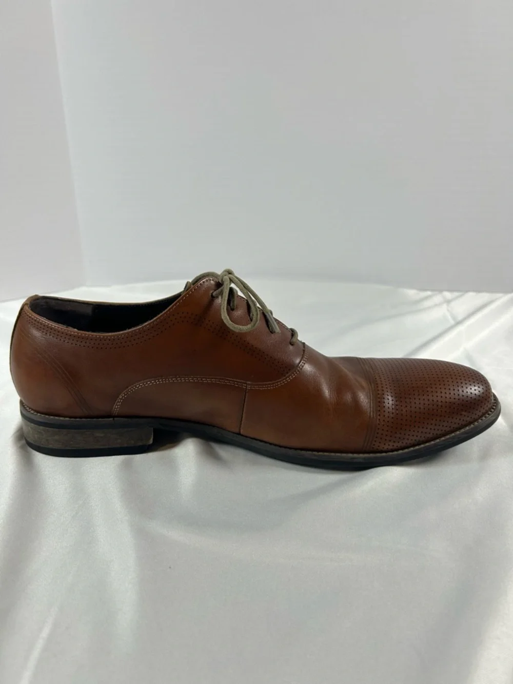 Kenneth Cole Reaction Jean IAL Men's Brown Cap Toe Leather‎ Oxfords 10.5 * flaw